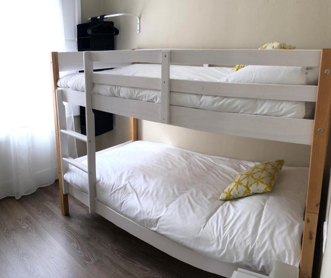 Apartamento Acogedor Y Familiar - Wifi+Chromecast Puigcerda Luaran gambar